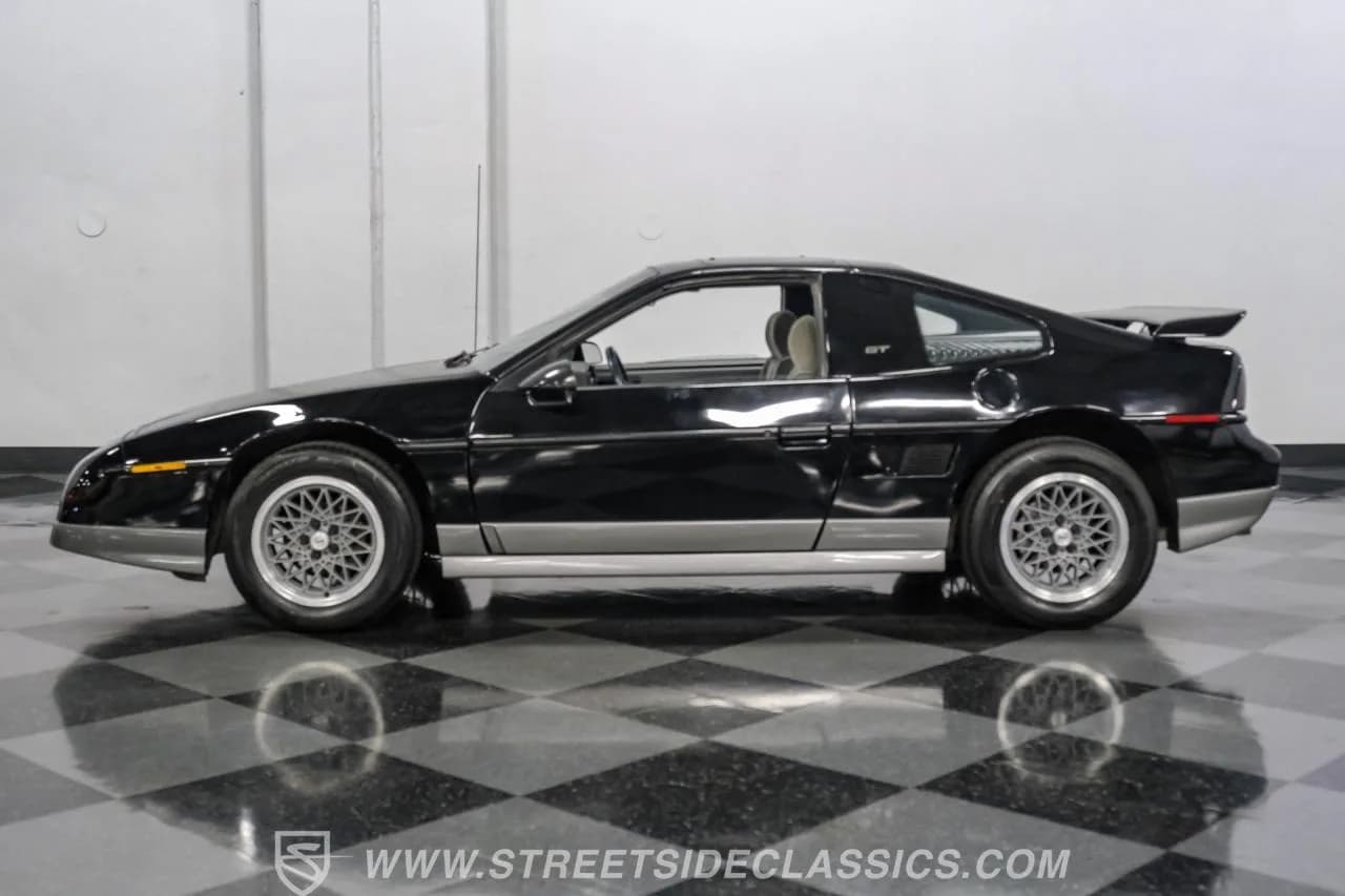 1986 Pontiac Fiero GT - Thumbnail 7