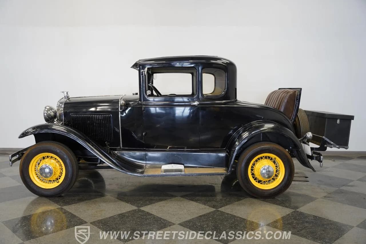 1930 Ford Model A Rumble Seat Coupe - Thumbnail 8