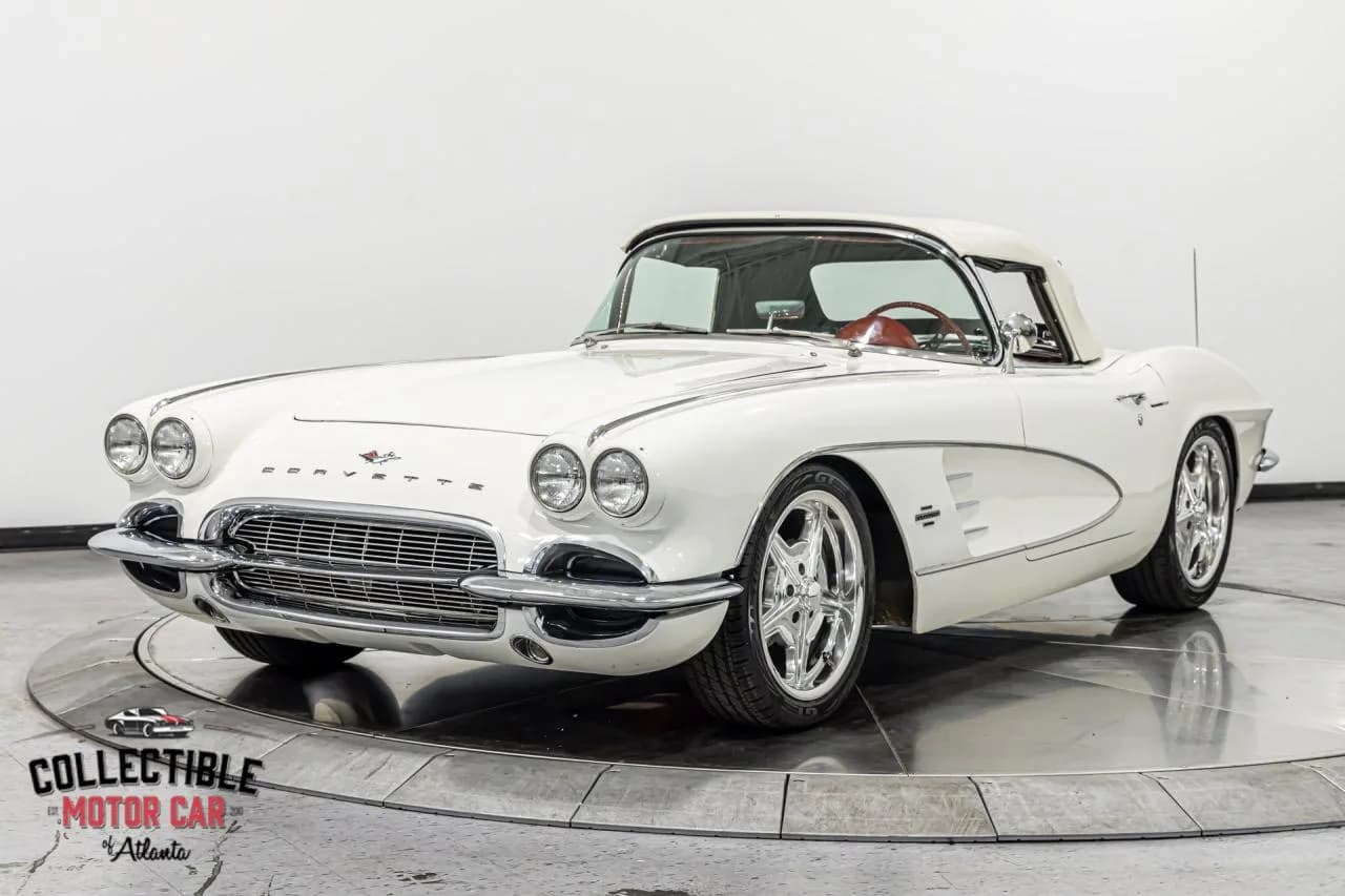 1961 Chevrolet Corvette - Thumbnail 7