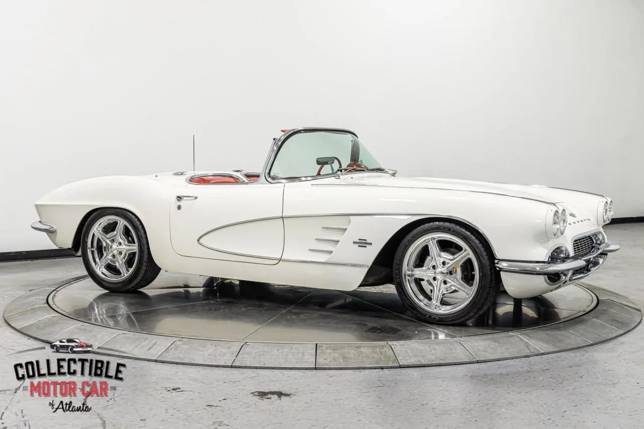 1961 Chevrolet Corvette - Image 30