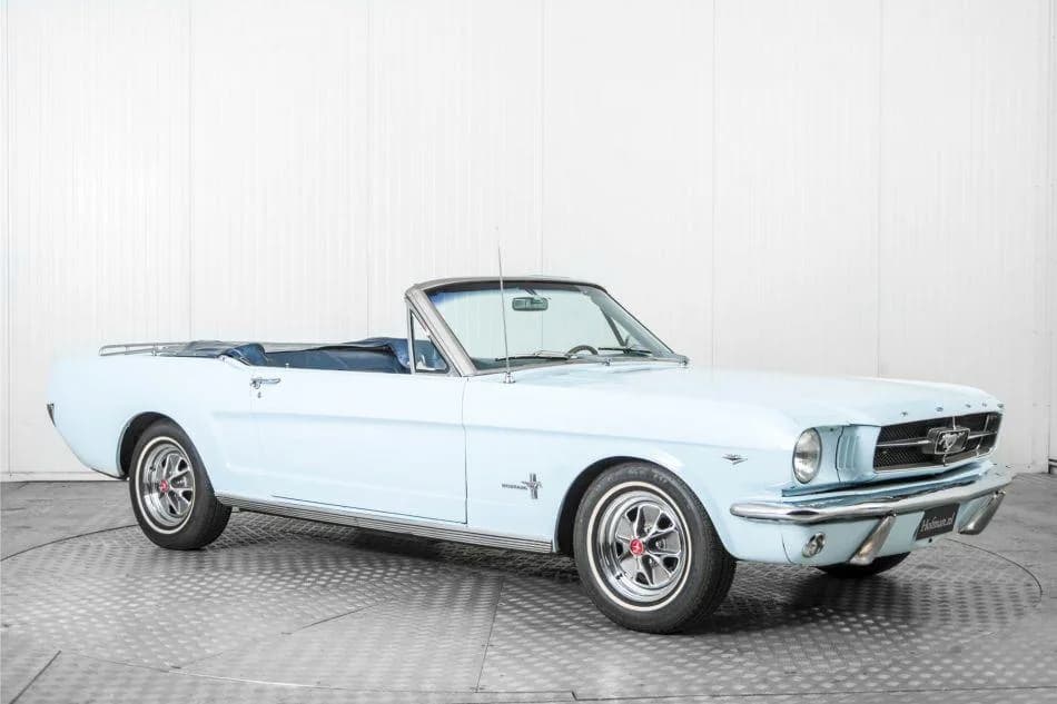 1966 Ford Mustang - Thumbnail 5