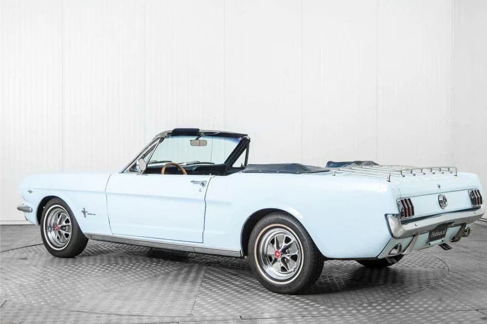1966 Ford Mustang - Thumbnail 6