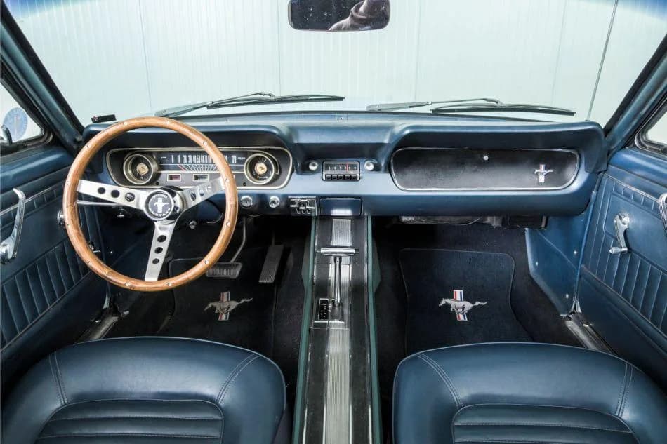 1966 Ford Mustang - Thumbnail 7