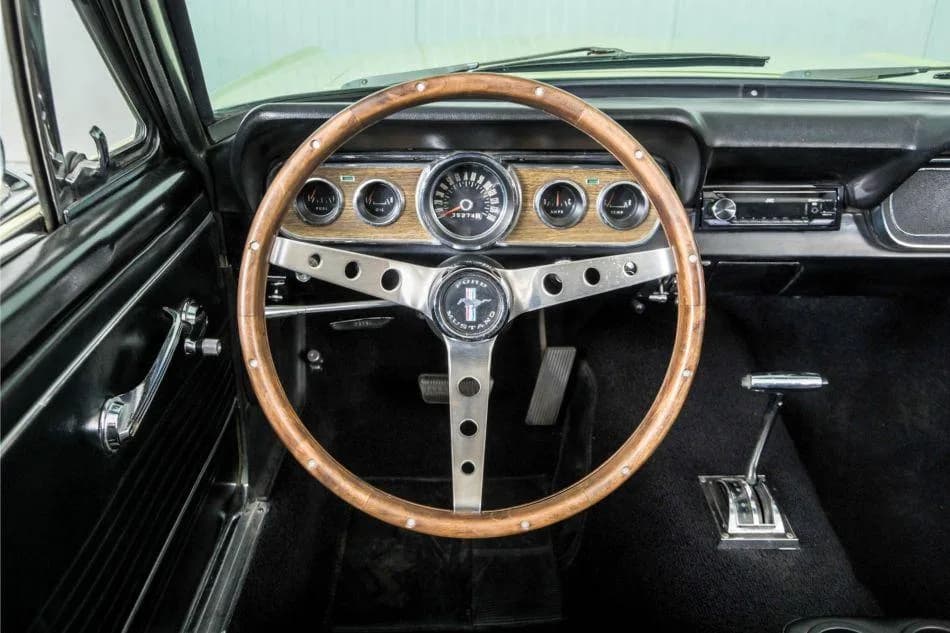 1966 Ford Mustang - Thumbnail 8
