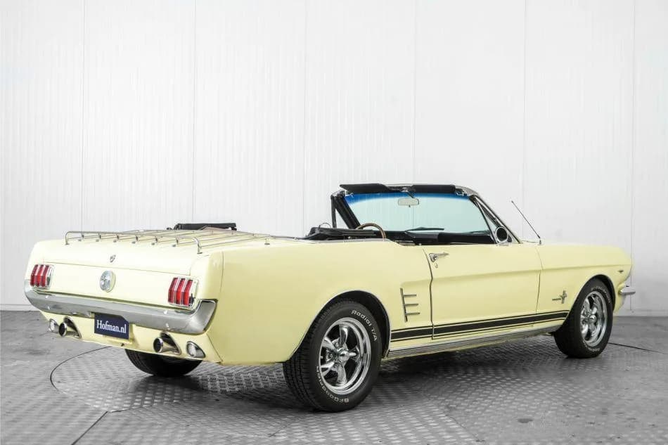 1966 Ford Mustang - Thumbnail 2