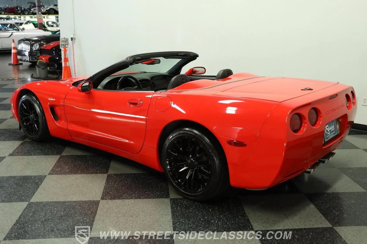 1999 Chevrolet Corvette Convertible - Thumbnail 7