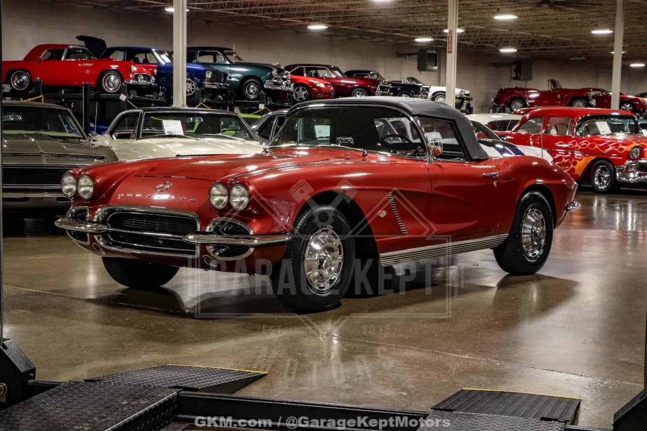 1962 Chevrolet Corvette - Thumbnail 4