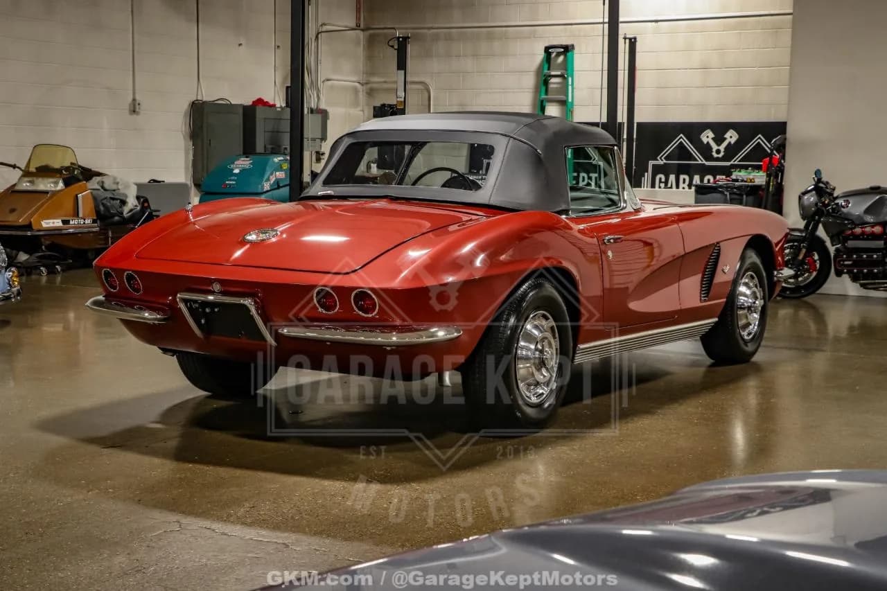 1962 Chevrolet Corvette - Thumbnail 7