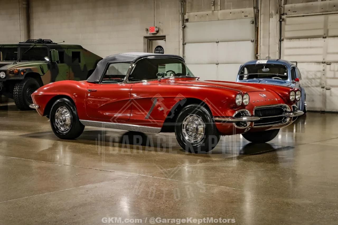 1962 Chevrolet Corvette - Thumbnail 3