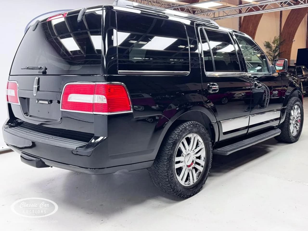 2009 Lincoln Navigator - Thumbnail 5