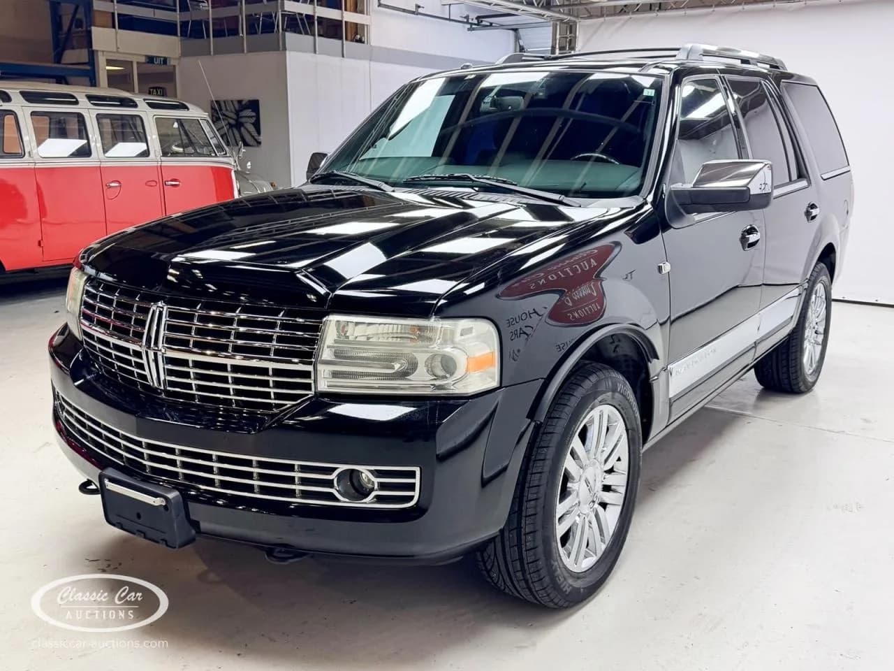 2007 Lincoln Navigator - Thumbnail 3
