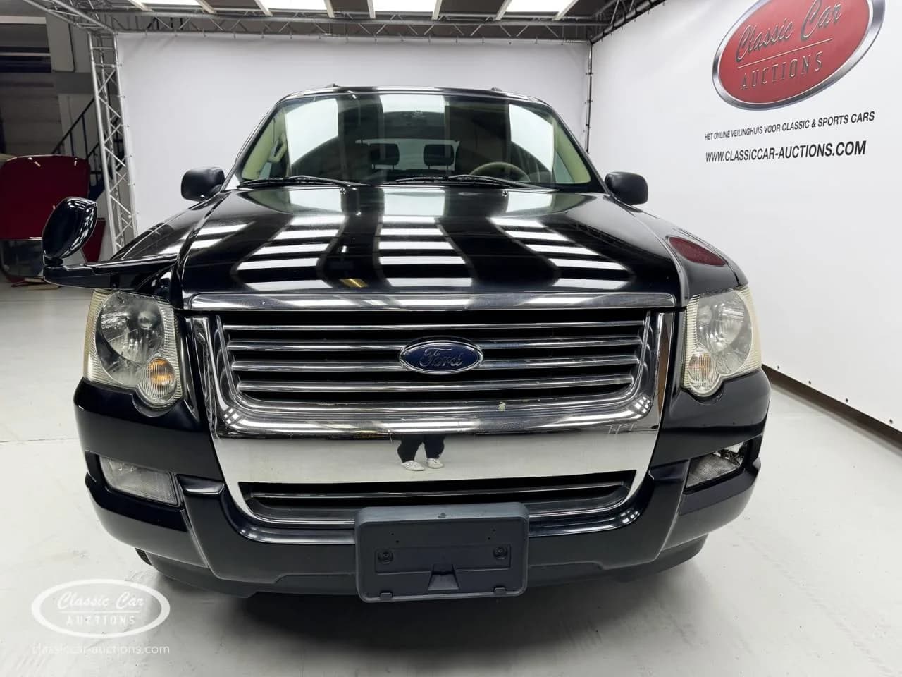 2008 Ford Explorer - Thumbnail 2
