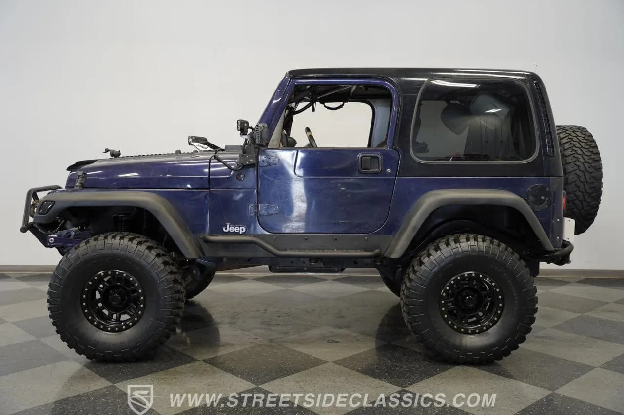 1999 Jeep Wrangler - Thumbnail 2