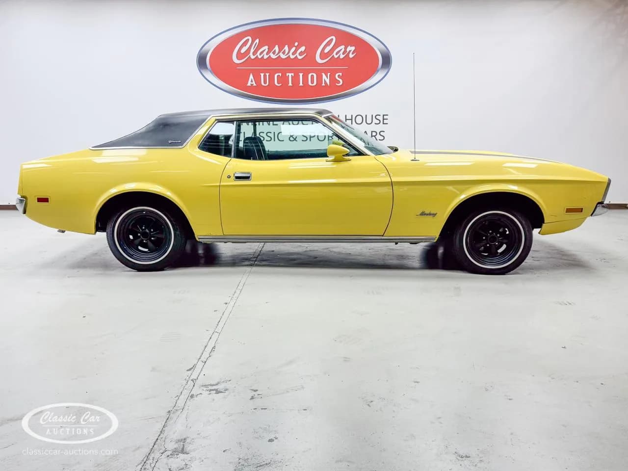 1972 Ford Mustang - Thumbnail 7