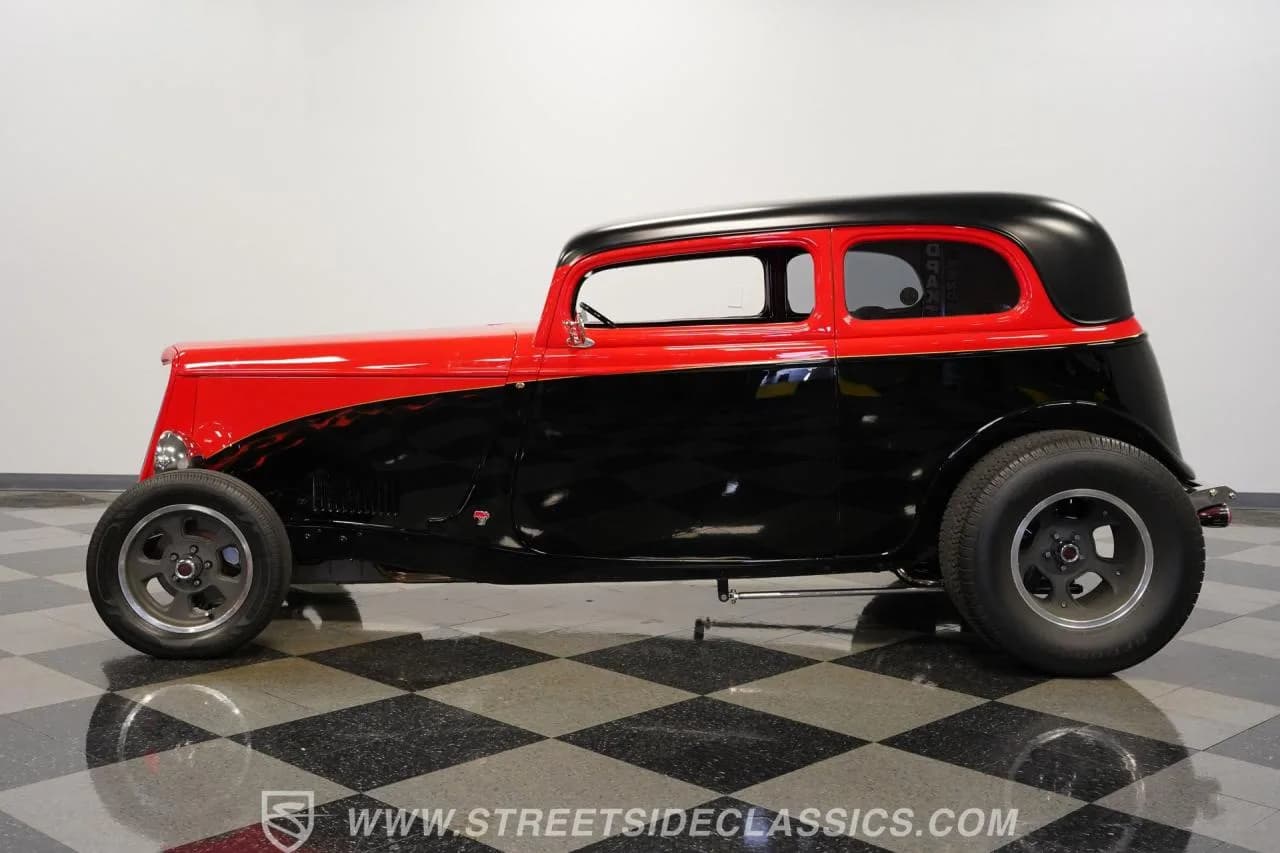 1934 Ford Victoria Viper V10 Streetrod - Thumbnail 2