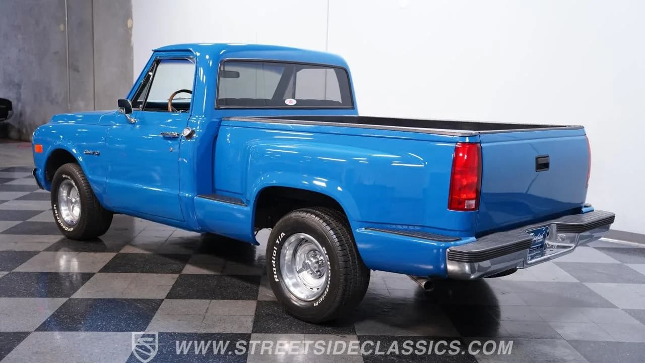 1971 Chevrolet c10 Stepside - Thumbnail 8