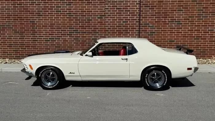 1970 Ford Mustang - Thumbnail 2