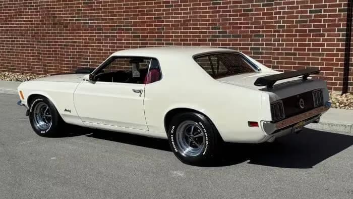 1970 Ford Mustang - Thumbnail 3