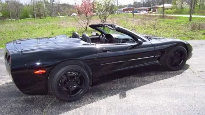 2001 Chevrolet Corvette - Thumbnail 4