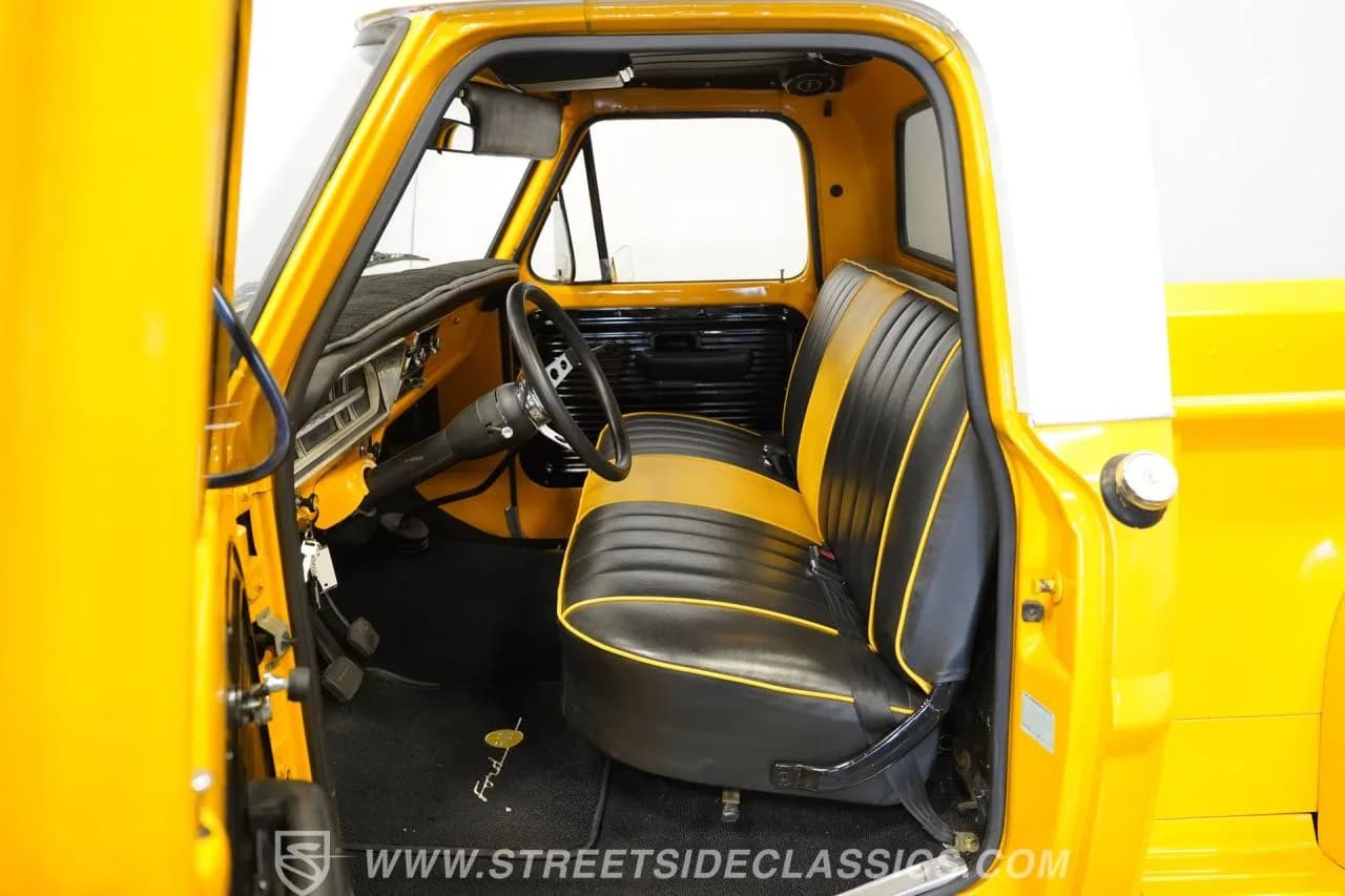 1972 Ford F-100 Stepside - Thumbnail 3