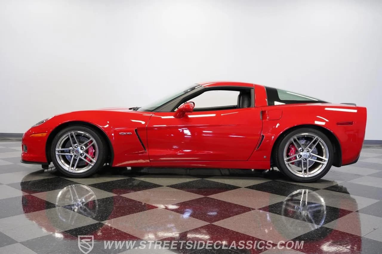 2007 Chevrolet Corvette Z06 2LZ - Thumbnail 8