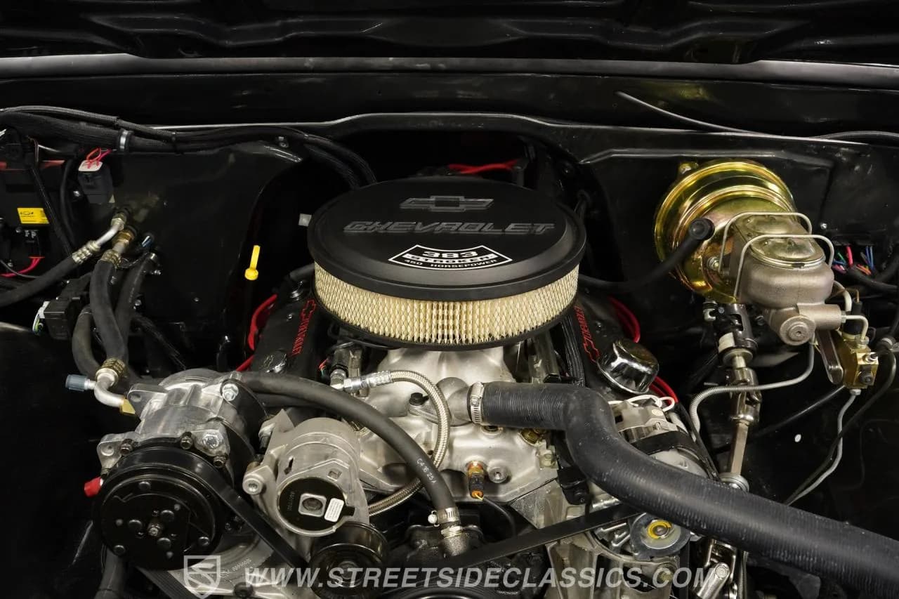 1971 Chevrolet C10 Cheyenne Super Restomod - Thumbnail 3
