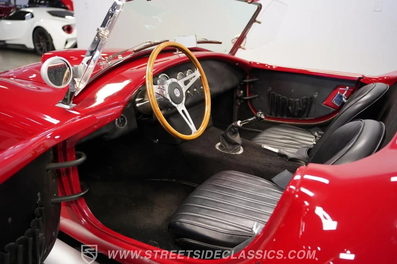 1967 Shelby Cobra Replica - Thumbnail 4