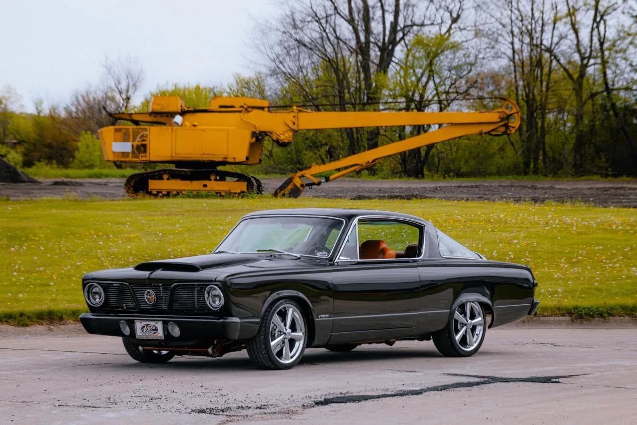 1966 Plymouth Barracuda - Thumbnail 2