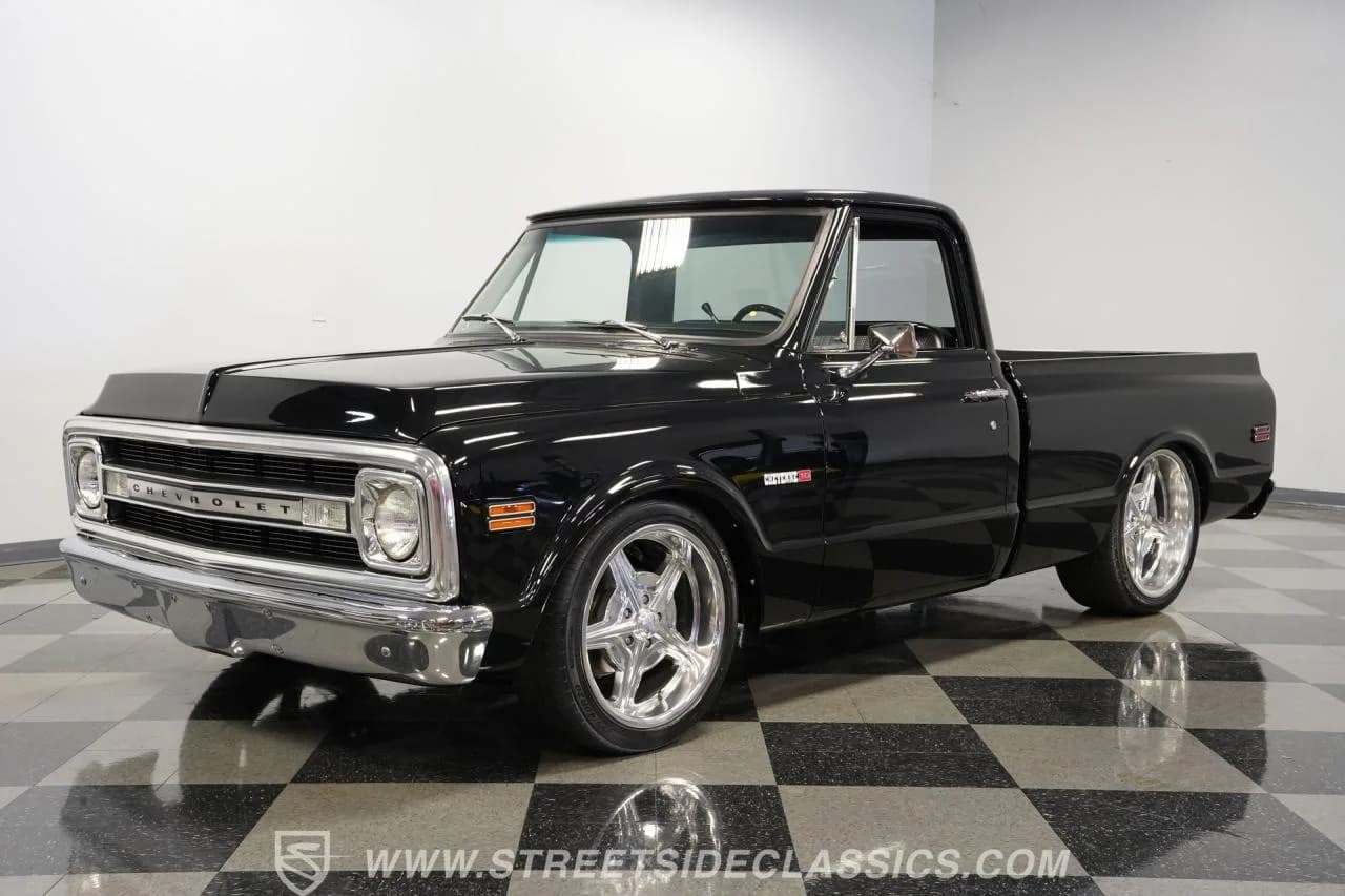 1971 Chevrolet C10 Restomod - Thumbnail 6