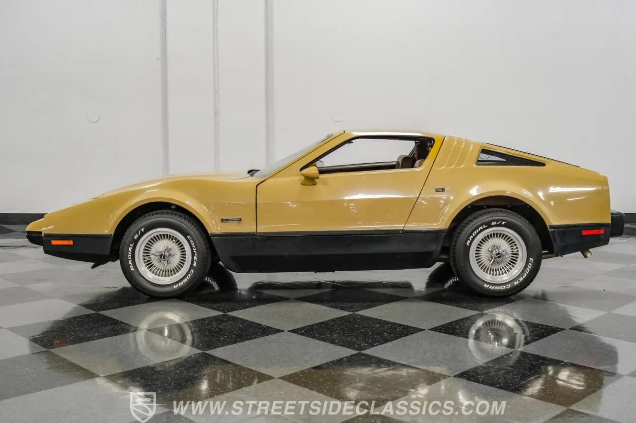 1975 Bricklin SV-1 - Thumbnail 2