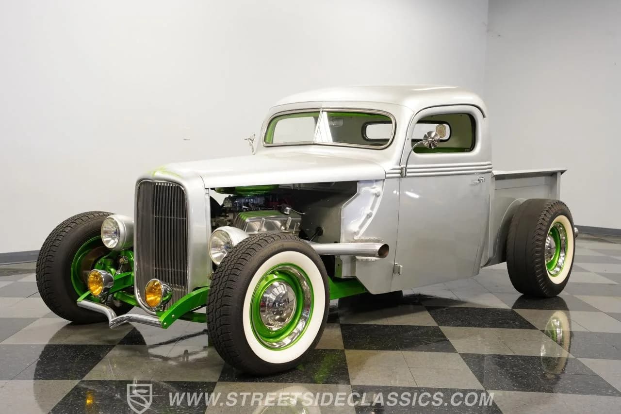 1939 Ford Pickup Streetrod - Thumbnail 6
