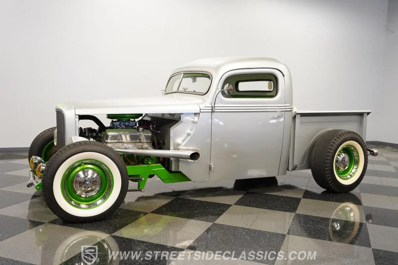 1939 Ford Pickup Streetrod - Thumbnail 7
