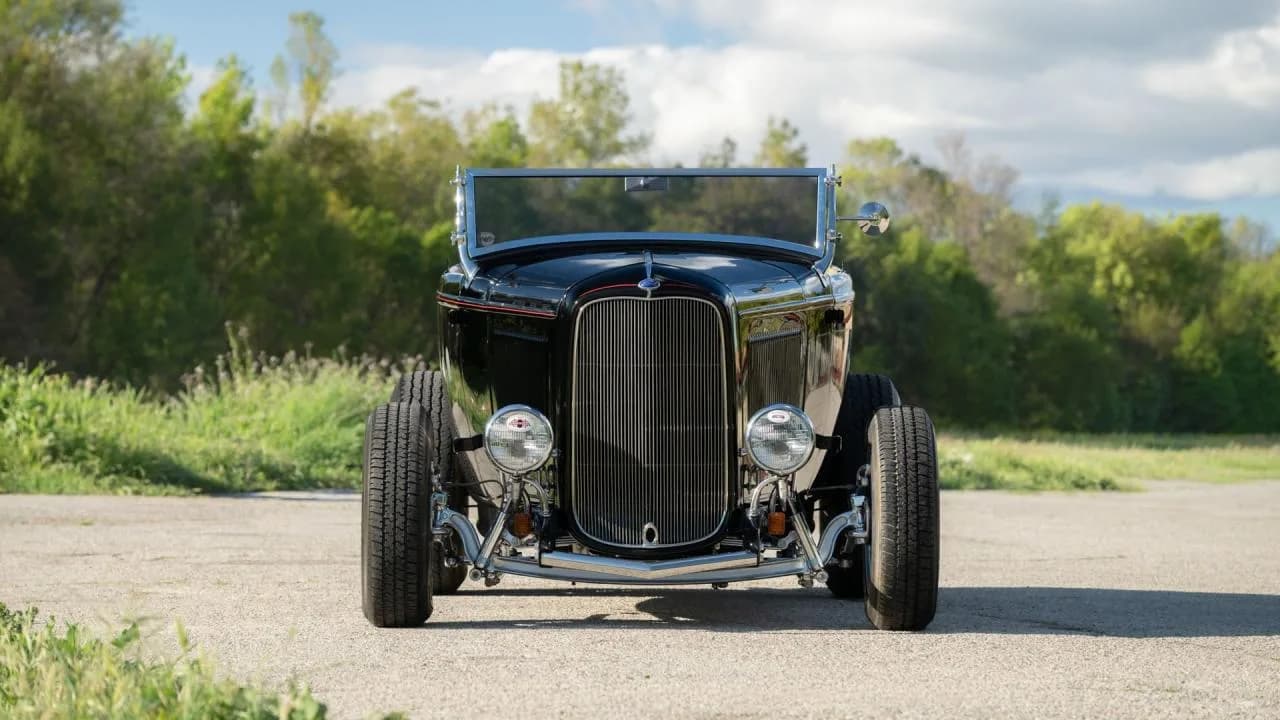 1932 Ford Hot Rod "High-Boy" Roadster - Thumbnail 5