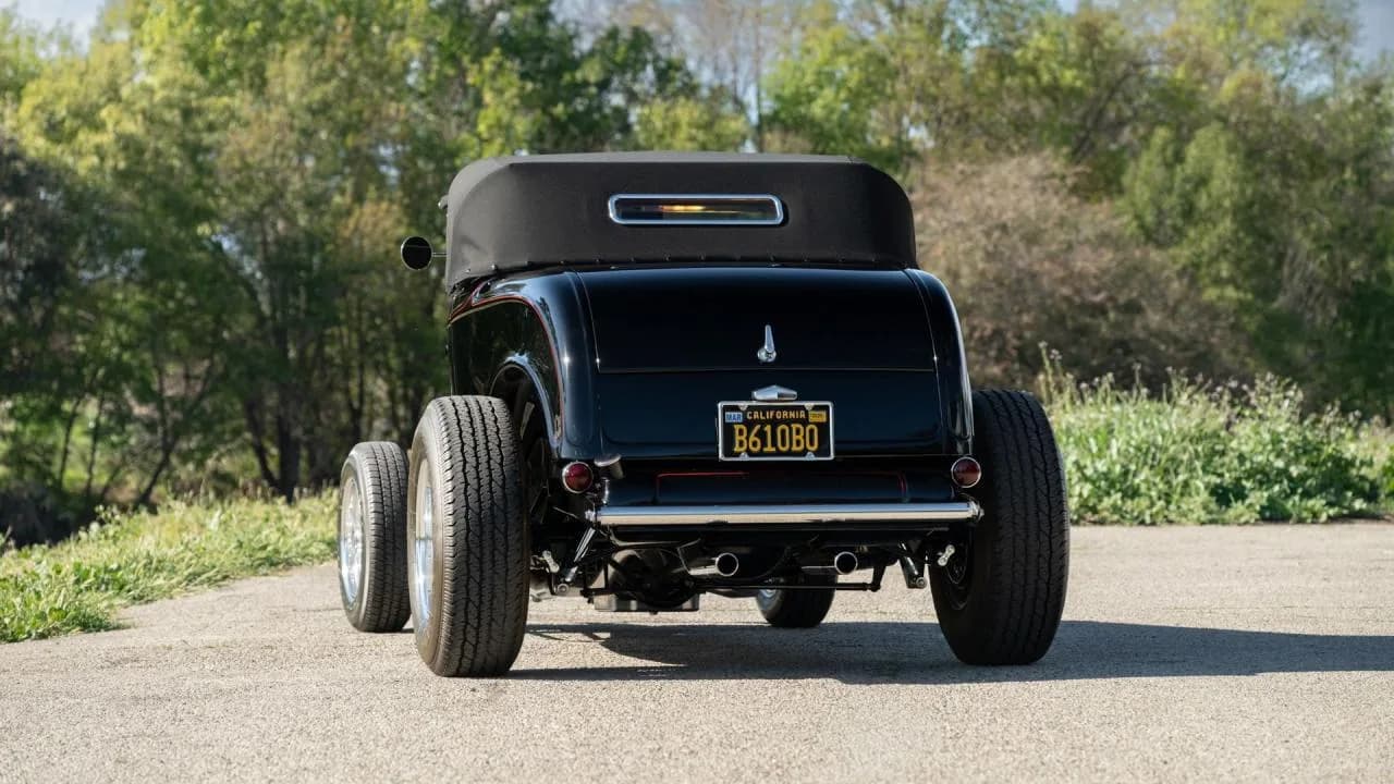 1932 Ford Hot Rod "High-Boy" Roadster - Thumbnail 6