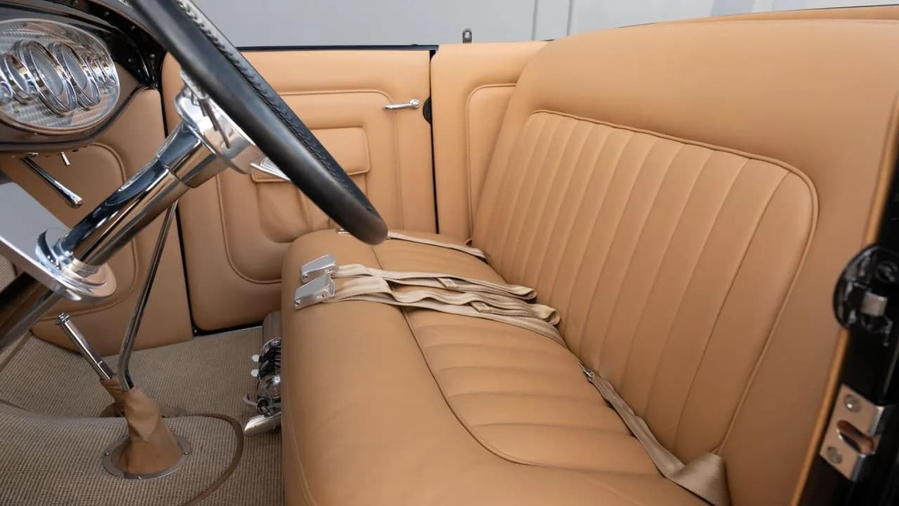 1932 Ford Hot Rod "High-Boy" Roadster - Thumbnail 8