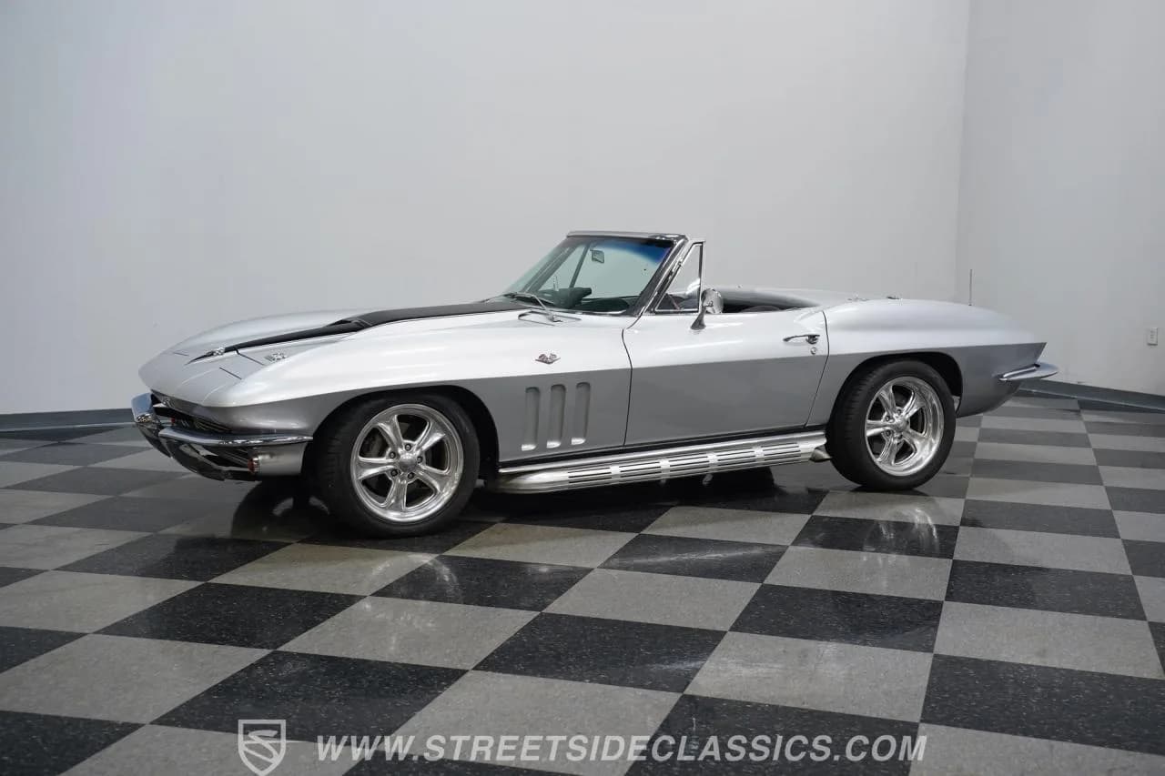 1966 Chevrolet Corvette Convertible - Thumbnail 7