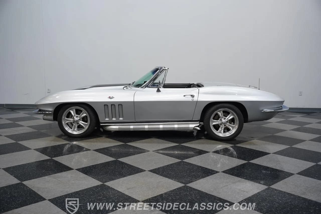 1966 Chevrolet Corvette Convertible - Thumbnail 8