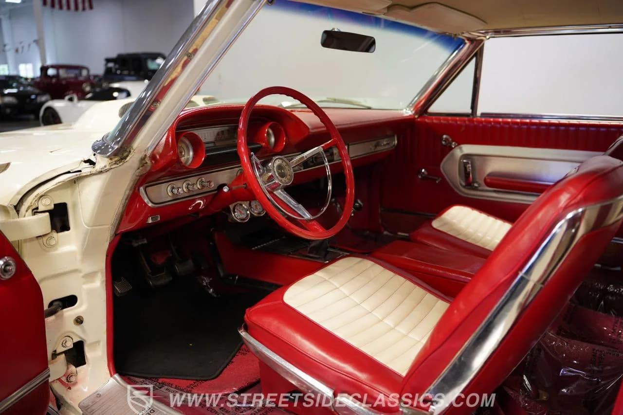1964 Ford Galaxie 500 XL Fastback - Thumbnail 4