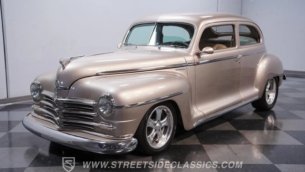 1948 Plymouth Deluxe - Thumbnail 6