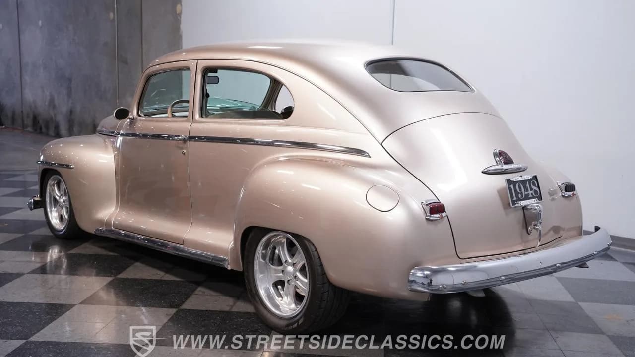 1948 Plymouth Deluxe - Thumbnail 8