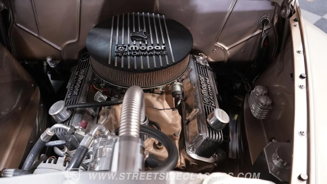 1948 Plymouth Deluxe - Thumbnail 3