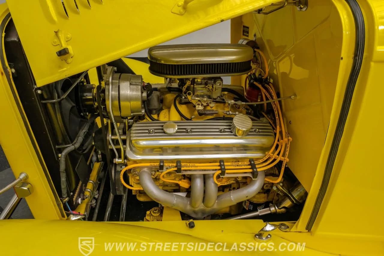 1932 Ford Roadster Streetrod - Thumbnail 4