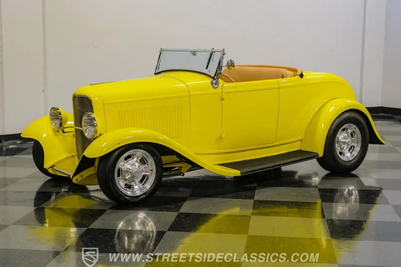 1932 Ford Roadster Streetrod - Thumbnail 5