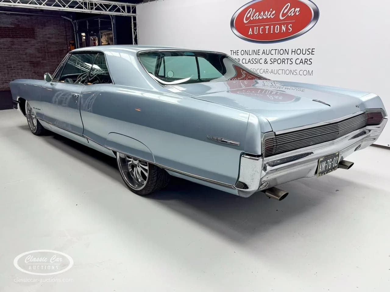 1965 Pontiac Grand Prix - Thumbnail 5