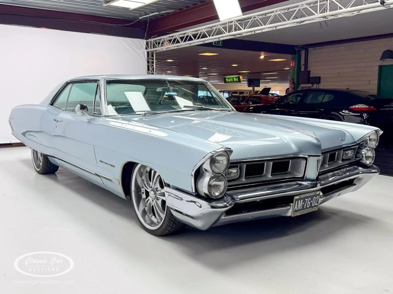 1965 Pontiac Grand Prix - Thumbnail 3