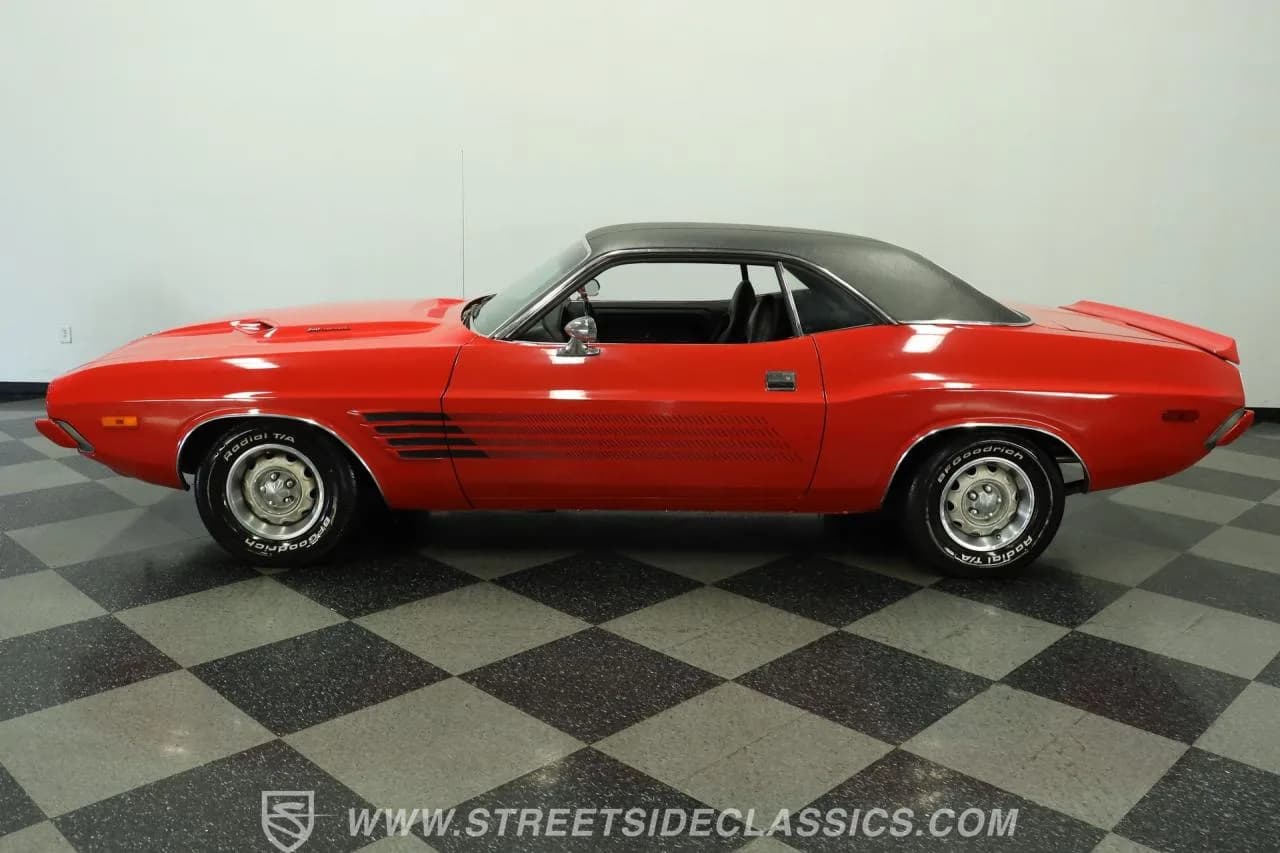 1973 Dodge Challenger Rallye - Thumbnail 2
