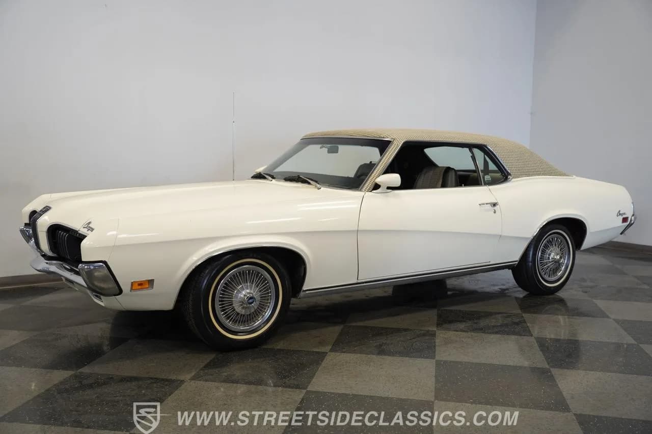 1970 Mercury Cougar XR7 - Thumbnail 6
