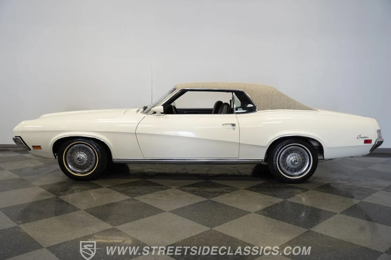 1970 Mercury Cougar XR7 - Thumbnail 2