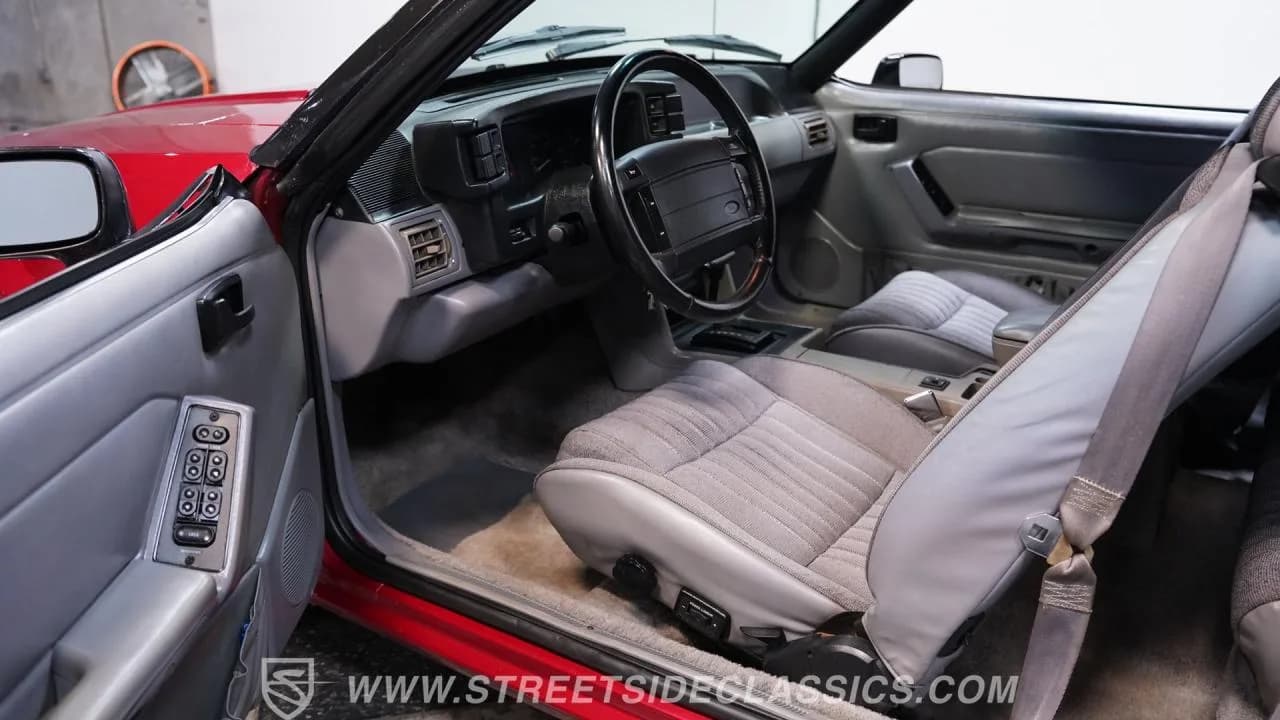 1993 Ford Mustang LX 5.0 Convertible - Thumbnail 4