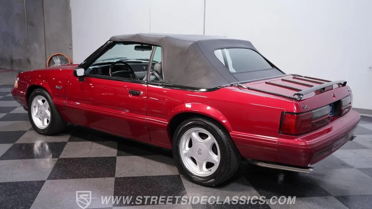 1993 Ford Mustang LX 5.0 Convertible - Thumbnail 8